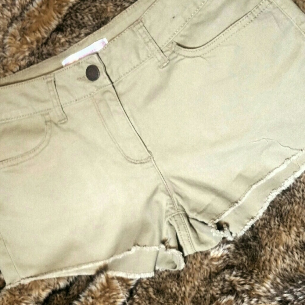Juniors NO BOUNDARIES Khaki short